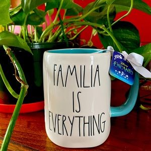 Encanto Rae Dunn “Familia is Everything”